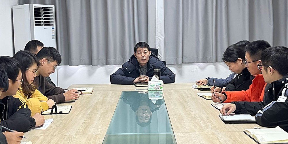 聚焦公司發(fā)展，共謀提升路徑 屯溪城建投公司召開2022年度全體員工大會(huì)