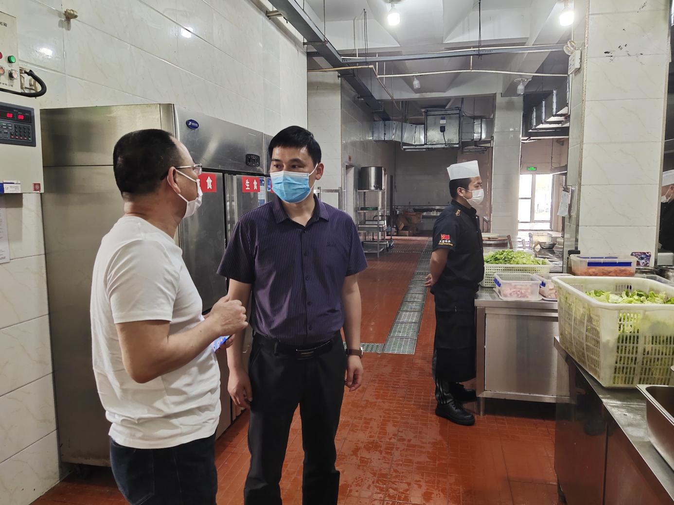 強(qiáng)化服務(wù)、紓困解難——國(guó)資運(yùn)營(yíng)公司開(kāi)展九龍園區(qū)企業(yè)走訪