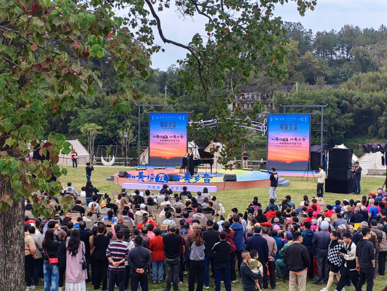 “出攤”即“出圈”！朱村“荷·咖啡”邀您一起聆聽經(jīng)典！