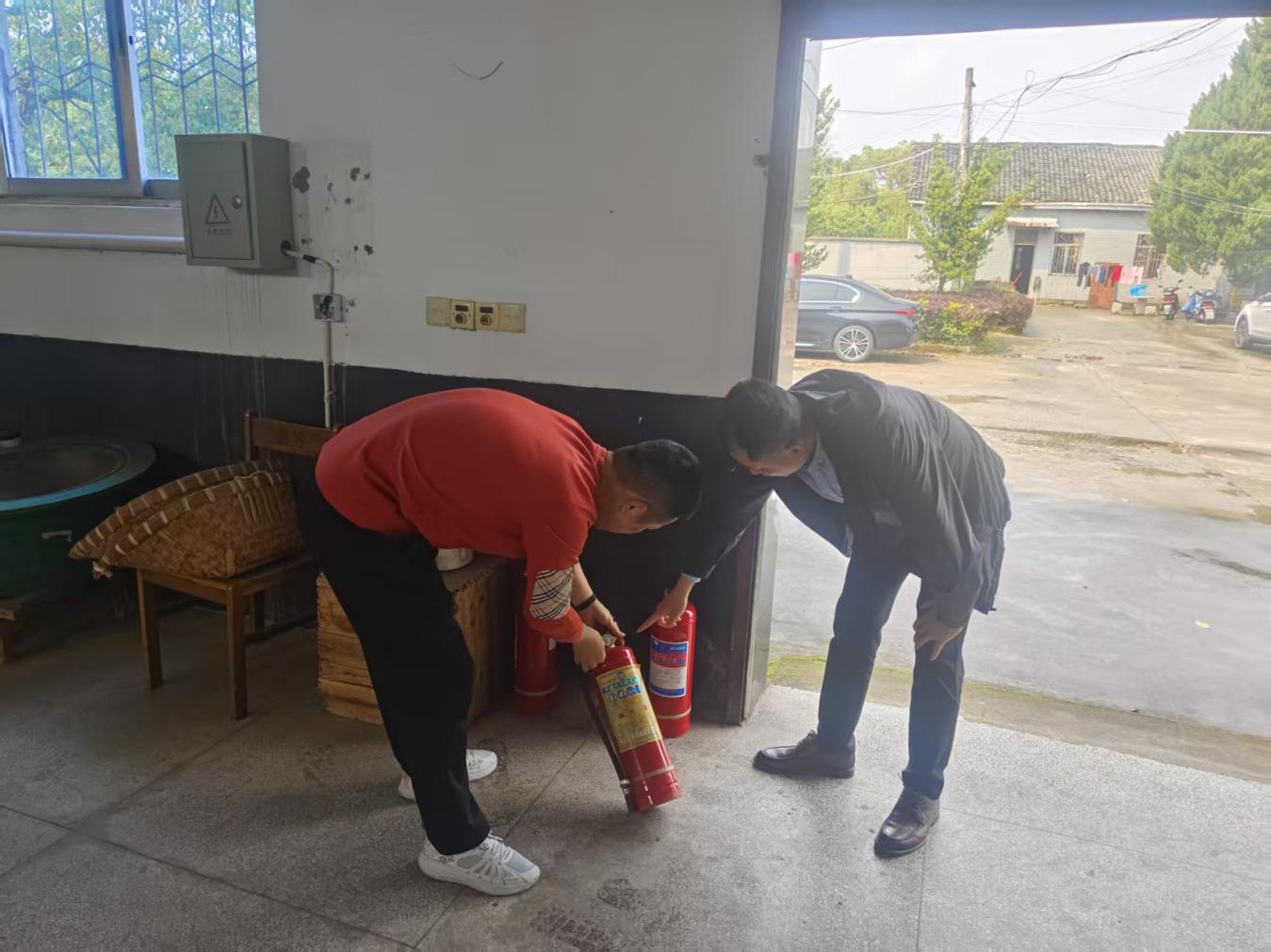 筑牢安全防線，護(hù)航春茶生產(chǎn)